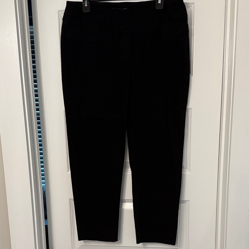 Zac & Rachel Elegant Dark Capris